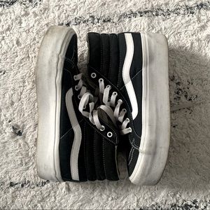 Vans Sk8-Hi Platform in Black